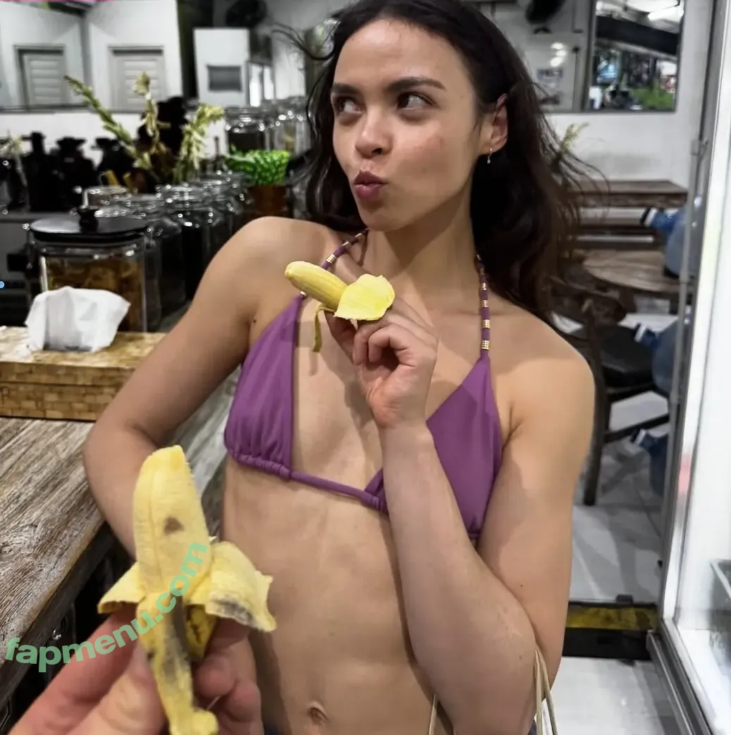 Vanessa Bauer nude photo #0400 (vanessabauer_skates)