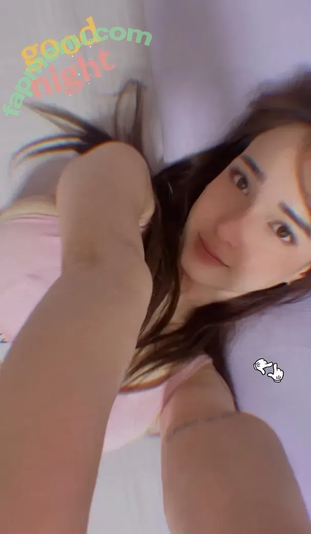 Vanessa Becht nude photo #0023 (vanessabecht)