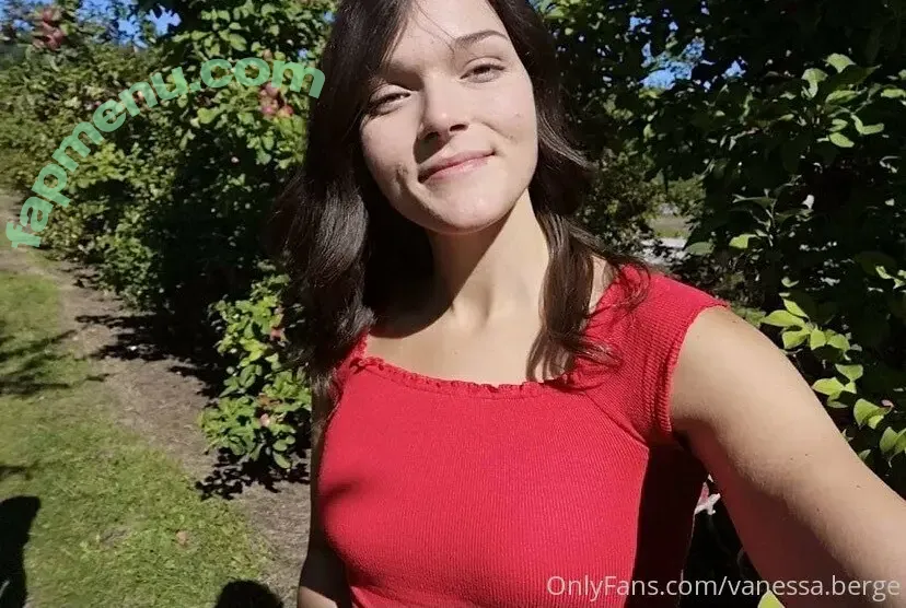 Vanessa Berge nude photo #0027 (Vanessa.Berge / bergevanni)