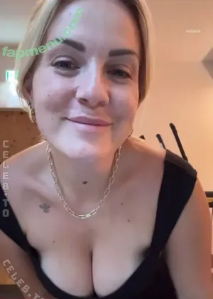 Vanessa Blumenthal / vanezia_blum / vaneziablum nude photo #0189