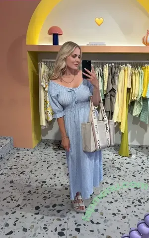 Vanessa Blumenthal / vanezia_blum / vaneziablum nude photo #0199