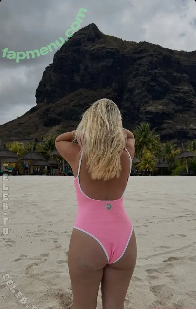 Vanessa Blumenthal nude photo #0182 (vanezia_blum / vaneziablum)