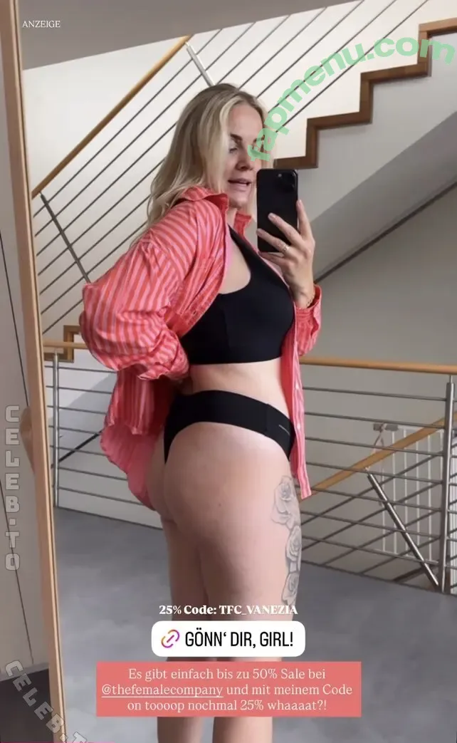 Vanessa Blumenthal nude photo #0197 (vanezia_blum / vaneziablum)