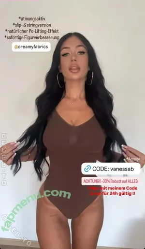 Vanessa Brahimi / itsneessa_ / itsnessa_ nude photo #0081