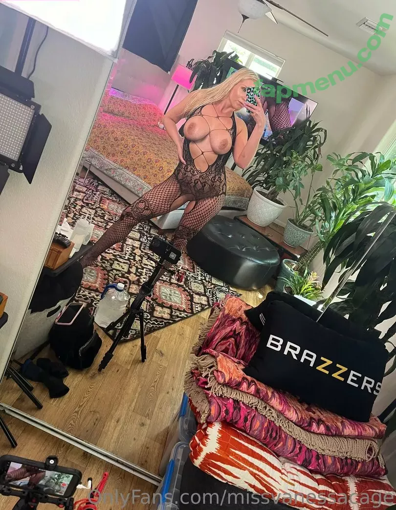 Vanessa Cage nude photo #0243 (missvanessacage / vanessacageog)