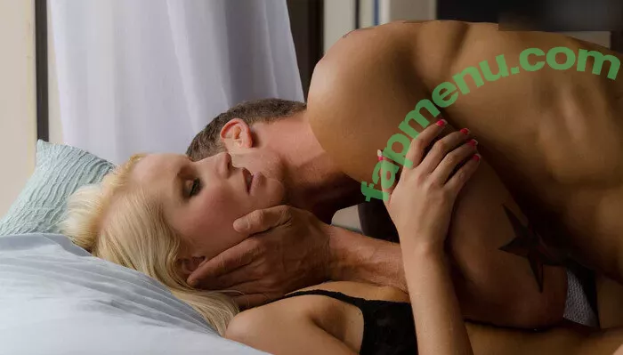 Vanessa Cage nude photo #0429 (missvanessacage / vanessacageog)