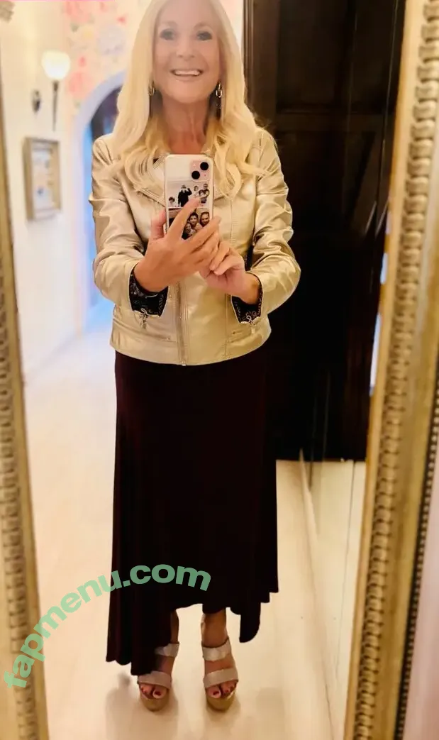 Vanessa Feltz nude photo #0097 (vanessafeltzofficial)