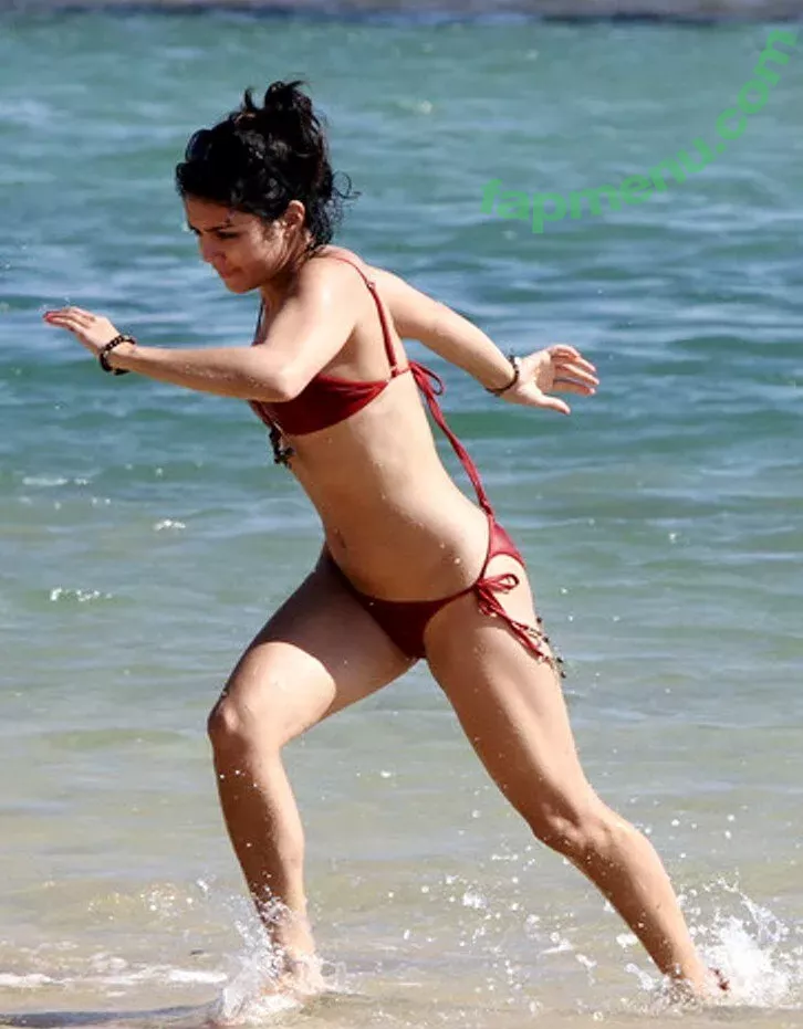 Vanessa Hudgens nude photo #0274 (VanessaHudgens)