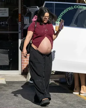 Vanessa Hudgens / VanessaHudgens nude photo #1089