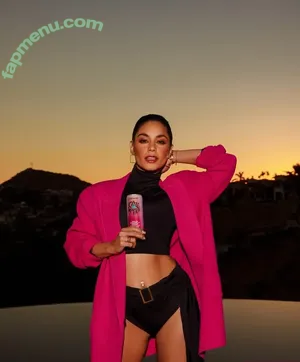 Vanessa Hudgens / VanessaHudgens nude photo #1095