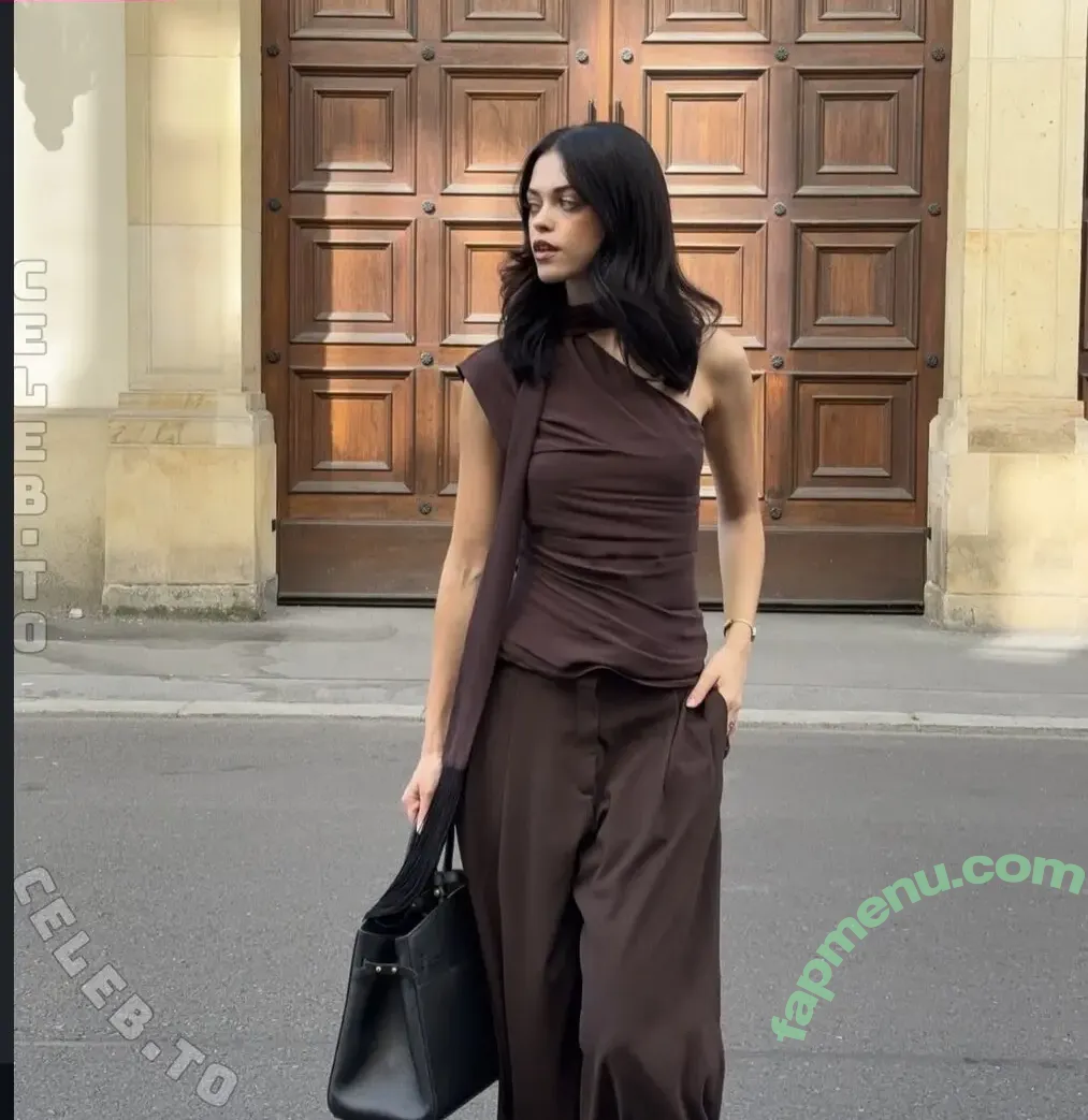 Vanessa Kunz nude photo #0115 (vanessalealia / vanessalealia732)