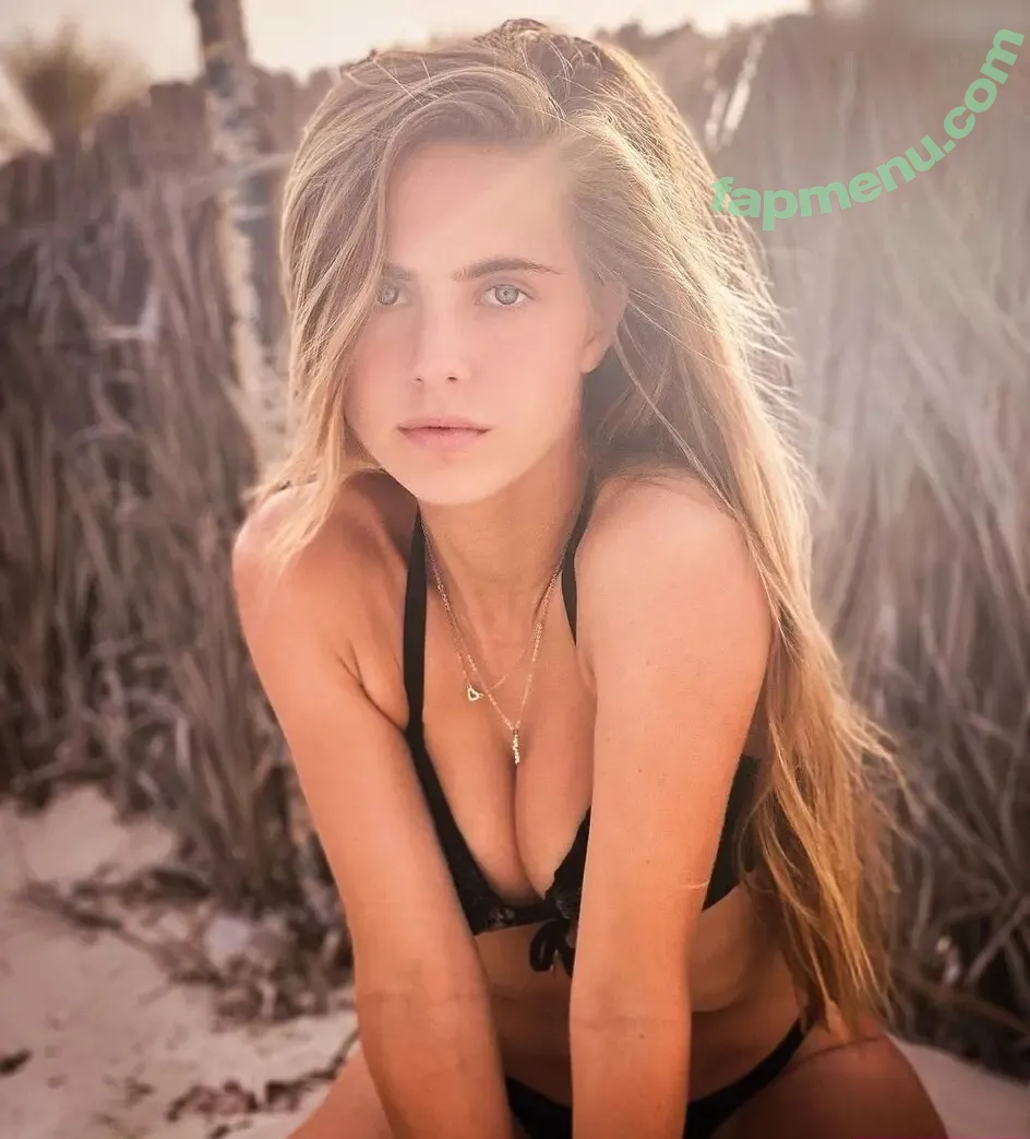 Vanessa Liebe nude photo #0034 (vanessa_liebe__)
