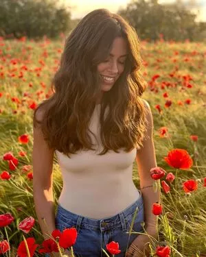 Vanessa Mai / missvenessamai / vanessa.mai / vanessamai nude photo #0199