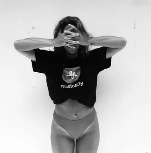 Vanessa Mai / missvenessamai / vanessa.mai / vanessamai nude photo #0236