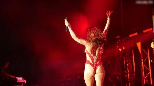 Vanessa Mai / missvenessamai / vanessa.mai / vanessamai nude photo #0270