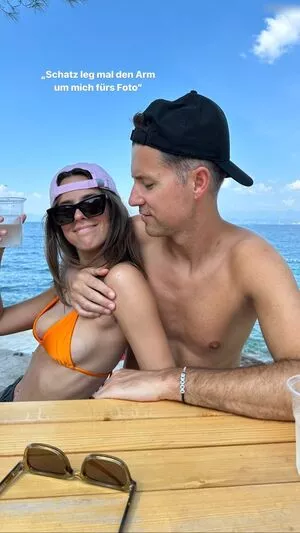 Vanessa Mai / missvenessamai / vanessa.mai / vanessamai nude photo #0349