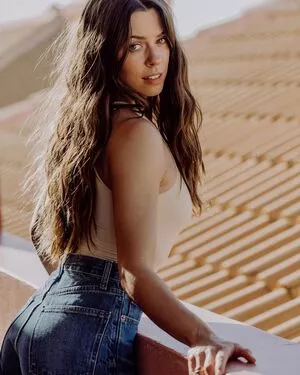 Vanessa Mai / missvenessamai / vanessa.mai / vanessamai nude photo #0398