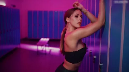 Vanessa Mai / missvenessamai / vanessa.mai / vanessamai nude photo #0459