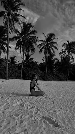 Vanessa Mai / missvenessamai / vanessa.mai / vanessamai nude photo #0705