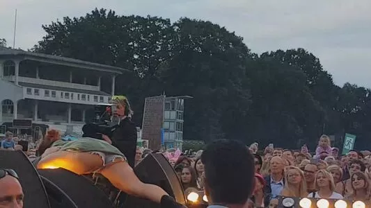 Vanessa Mai / missvenessamai / vanessa.mai / vanessamai nude photo #0736