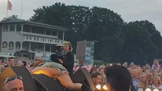 Vanessa Mai / missvenessamai / vanessa.mai / vanessamai nude photo #0747