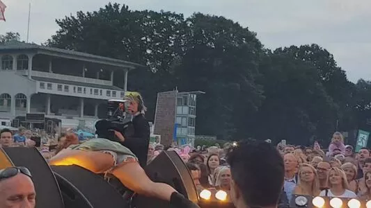 Vanessa Mai / missvenessamai / vanessa.mai / vanessamai nude photo #0762