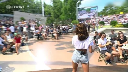 Vanessa Mai / missvenessamai / vanessa.mai / vanessamai nude photo #0884