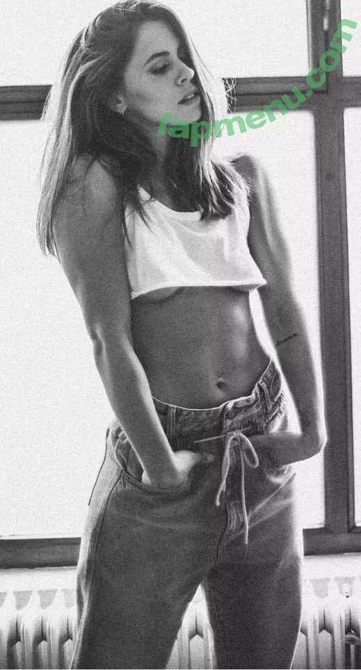 Vanessa Mai nude photo #0228 (missvenessamai / vanessa.mai / vanessamai)