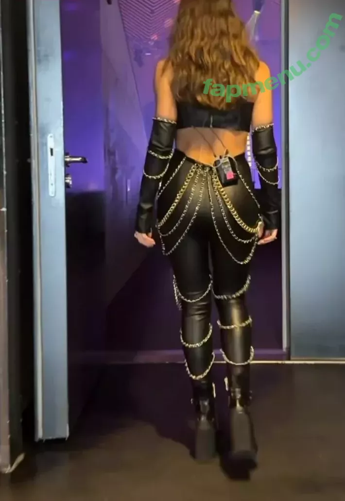 Vanessa Mai nude photo #0429 (missvenessamai / vanessa.mai / vanessamai)