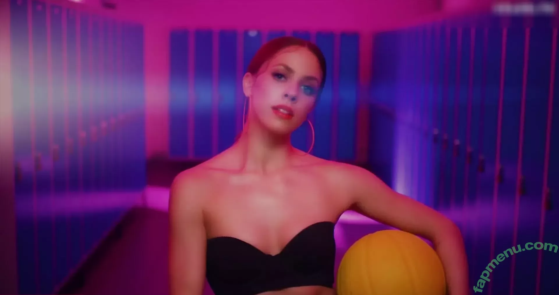 Vanessa Mai nude photo #0451 (missvenessamai / vanessa.mai / vanessamai)