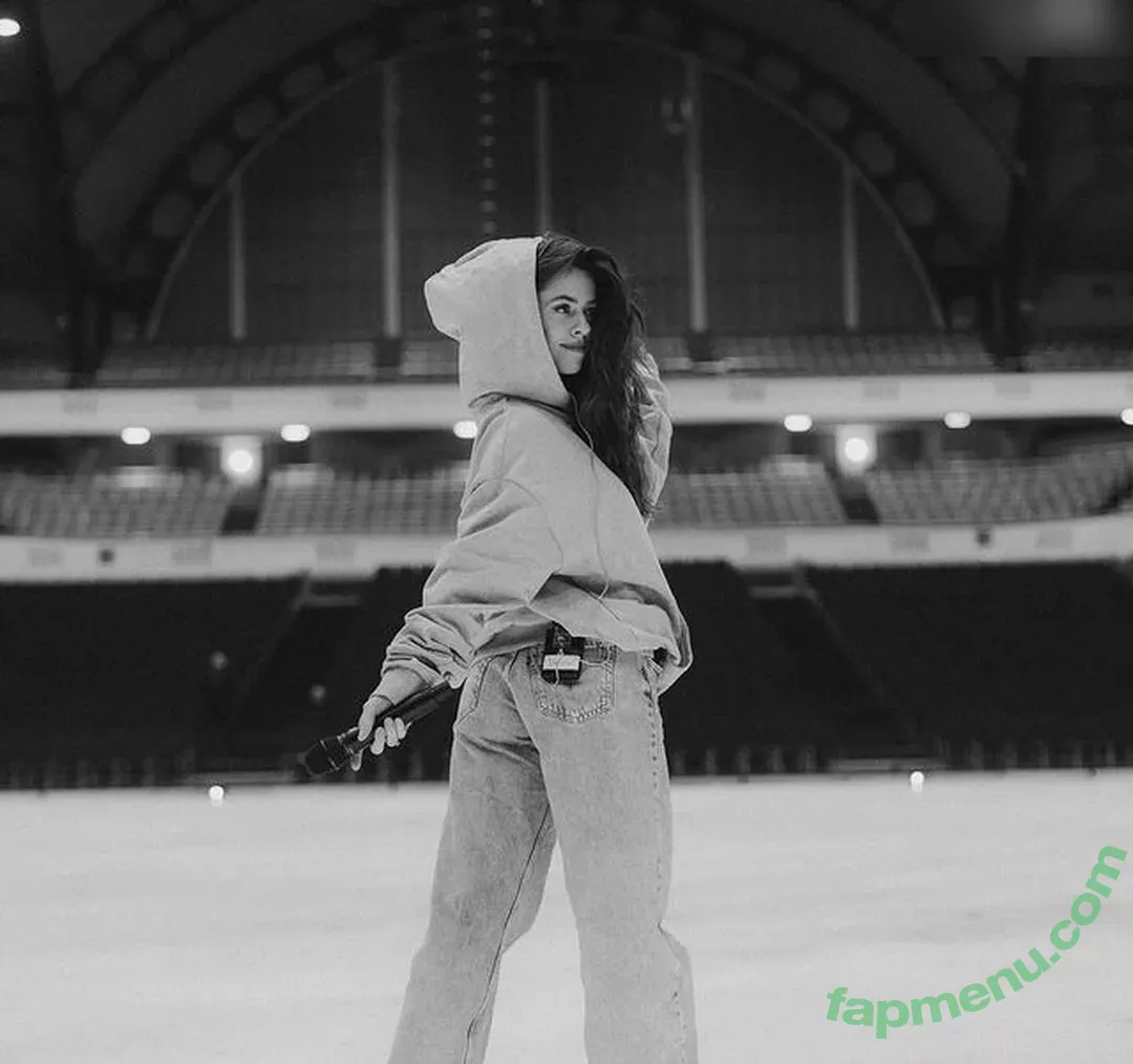 Vanessa Mai nude photo #0624 (missvenessamai / vanessa.mai / vanessamai)