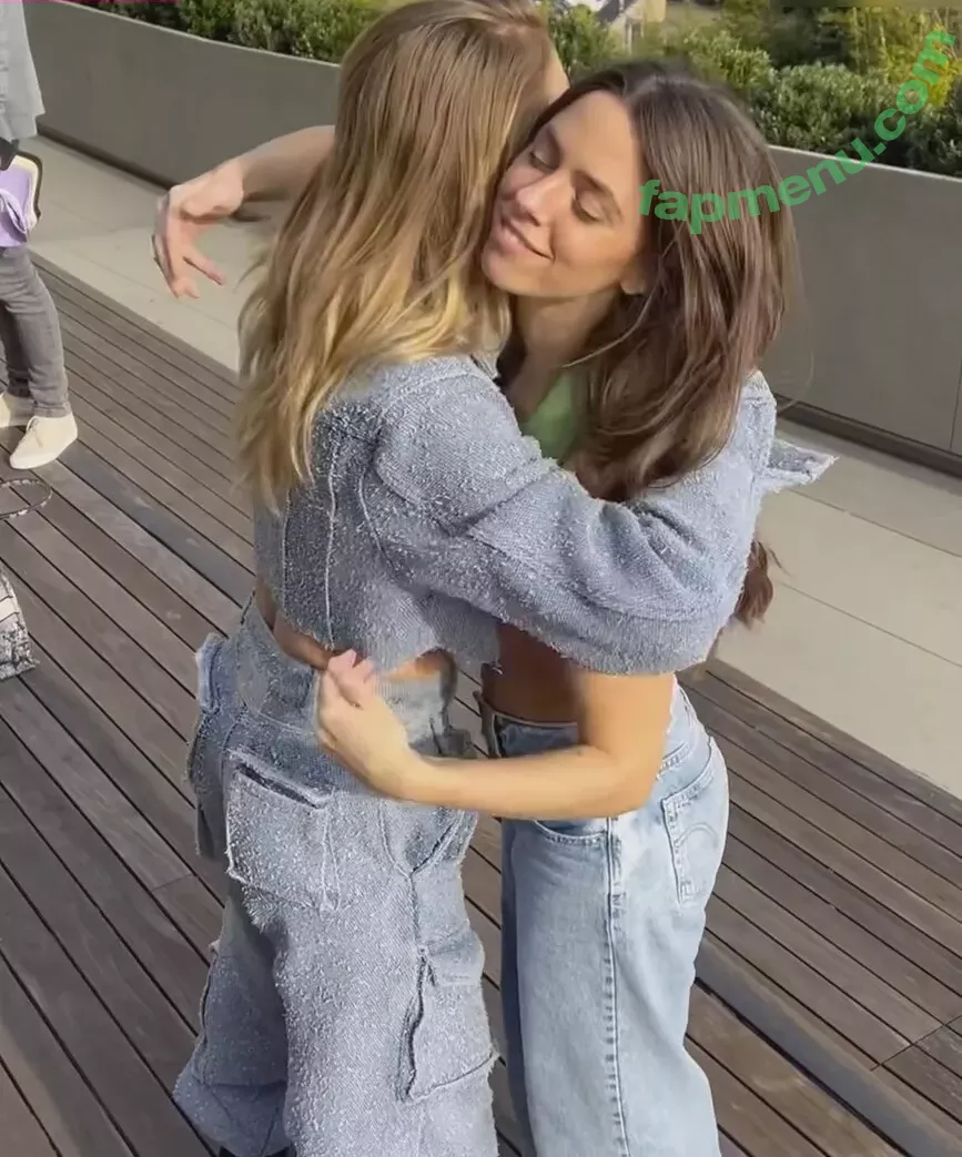 Vanessa Mai nude photo #0629 (missvenessamai / vanessa.mai / vanessamai)