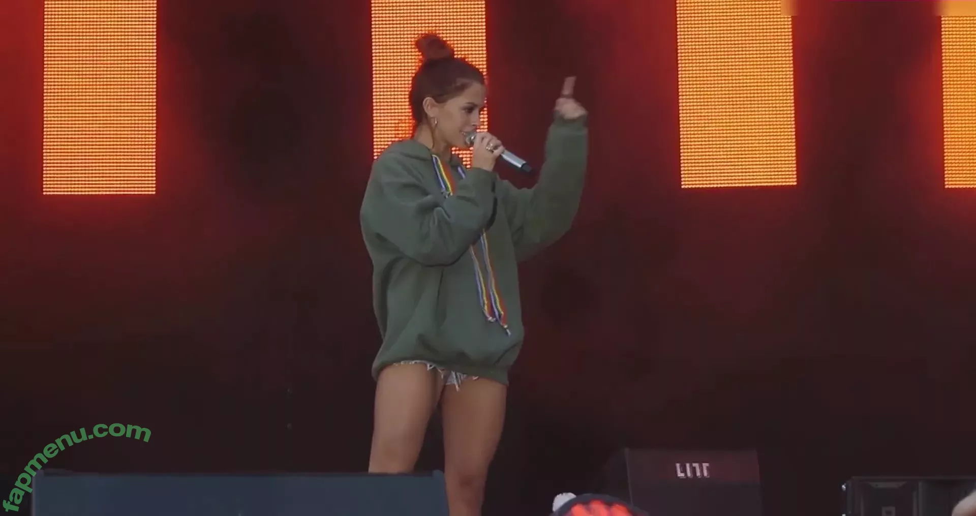 Vanessa Mai nude photo #0734 (missvenessamai / vanessa.mai / vanessamai)