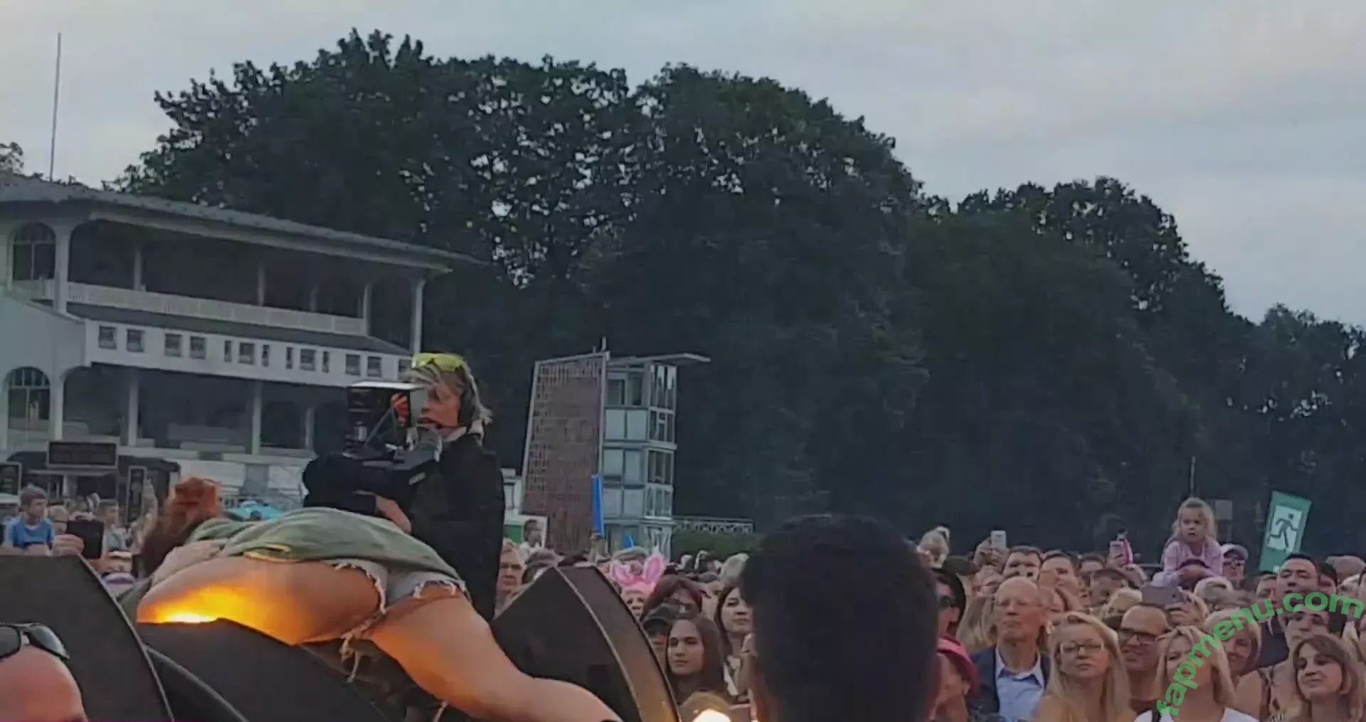 Vanessa Mai nude photo #0736 (missvenessamai / vanessa.mai / vanessamai)