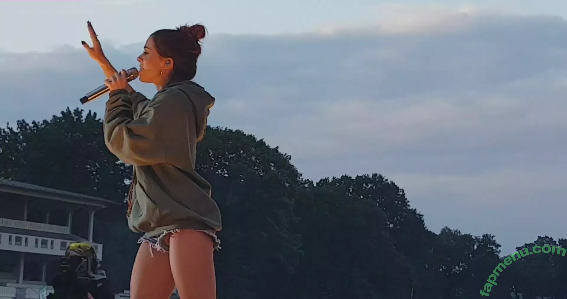 Vanessa Mai nude photo #0748 (missvenessamai / vanessa.mai / vanessamai)