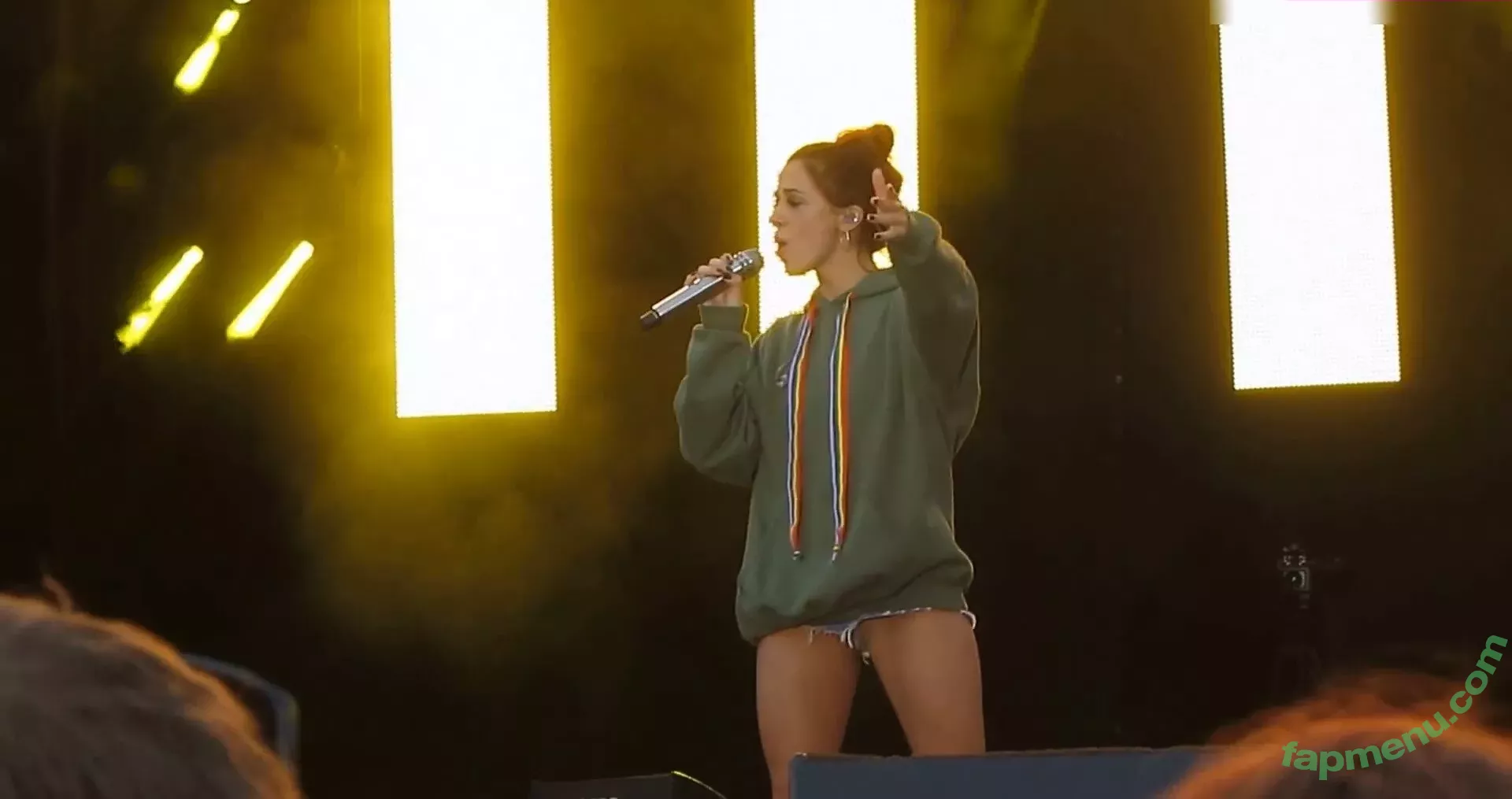 Vanessa Mai nude photo #0756 (missvenessamai / vanessa.mai / vanessamai)