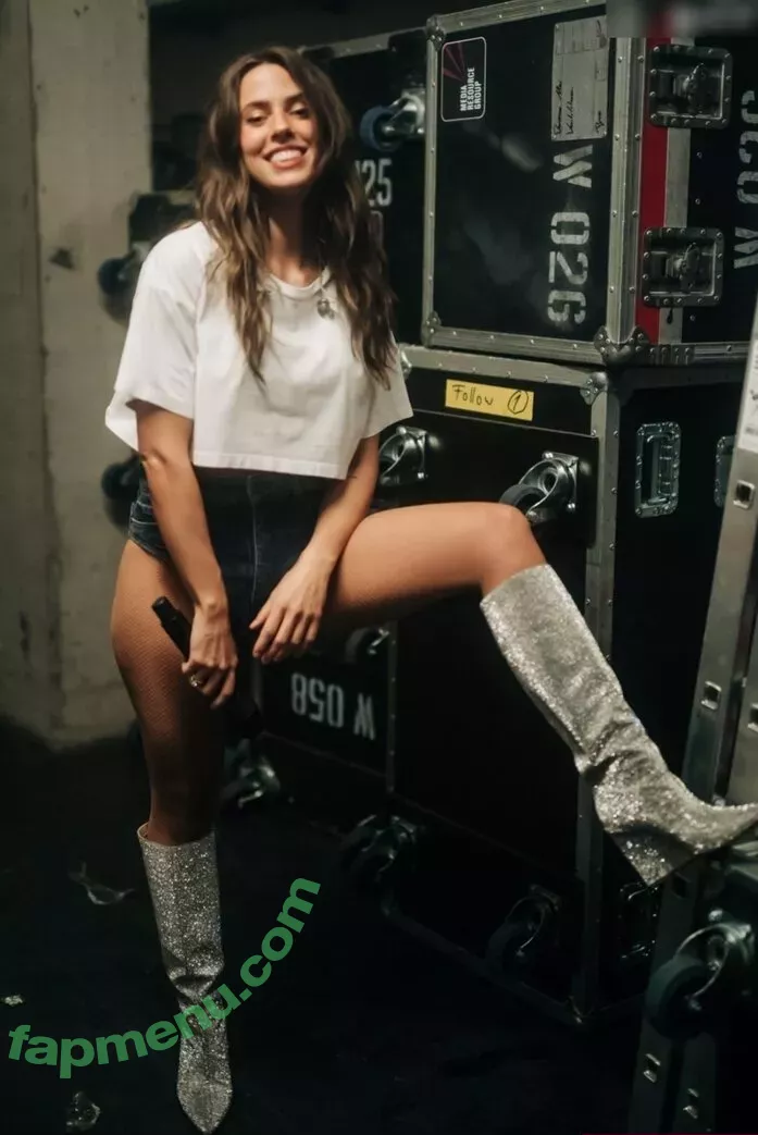 Vanessa Mai nude photo #0781 (missvenessamai / vanessa.mai / vanessamai)