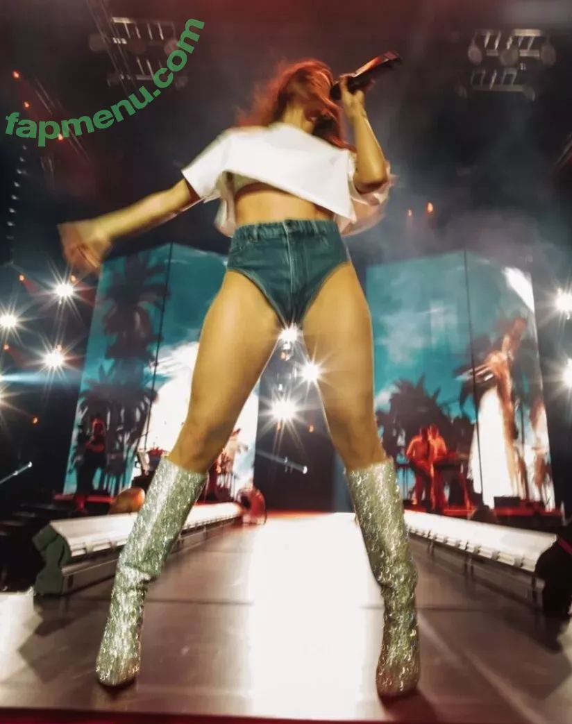 Vanessa Mai nude photo #0782 (missvenessamai / vanessa.mai / vanessamai)