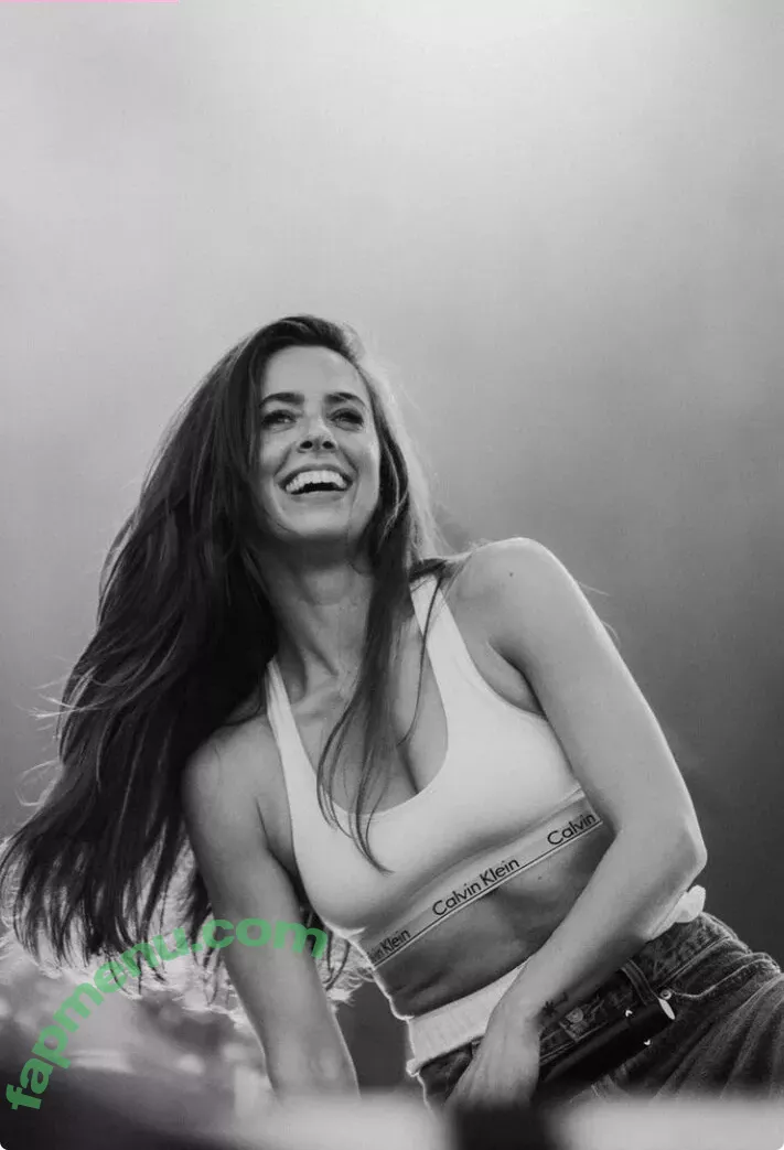 Vanessa Mai nude photo #0816 (missvenessamai / vanessa.mai / vanessamai)