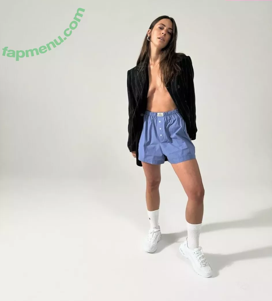 Vanessa Mai nude photo #0832 (missvenessamai / vanessa.mai / vanessamai)