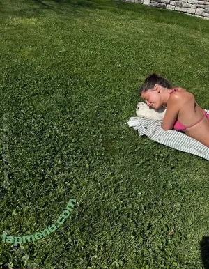 Vanessa Mai / missvenessamai / vanessa.mai / vanessamai nude photo #1572