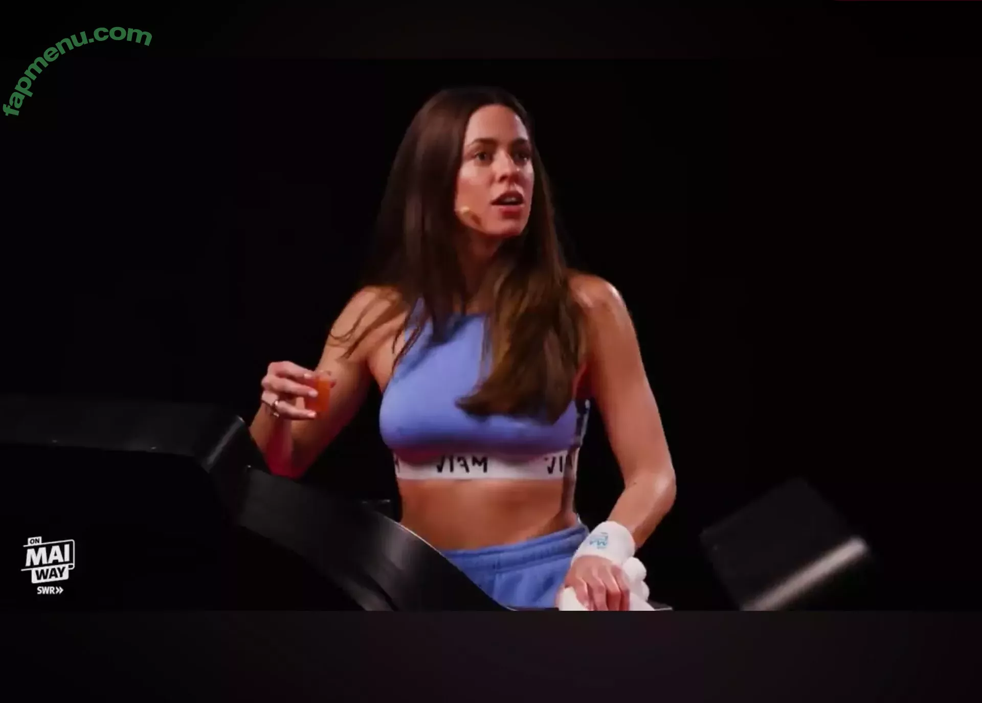 Vanessa Mai nude photo #1105 (missvenessamai / vanessa.mai / vanessamai)