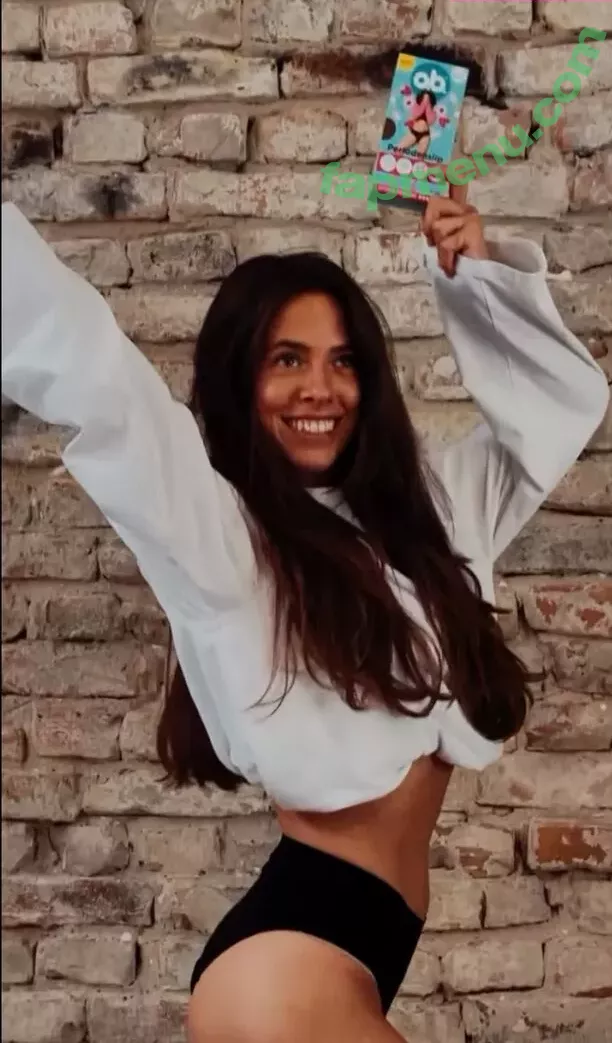 Vanessa Mai nude photo #1137 (missvenessamai / vanessa.mai / vanessamai)