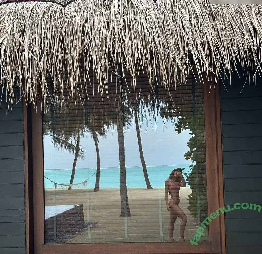 Vanessa Mai nude photo #1151 (missvenessamai / vanessa.mai / vanessamai)