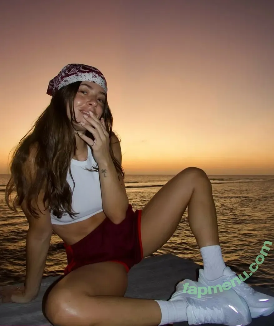 Vanessa Mai nude photo #1547 (missvenessamai / vanessa.mai / vanessamai)