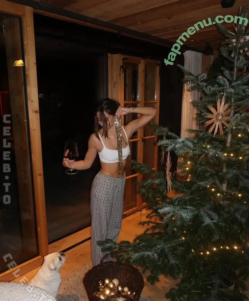 Vanessa Mai nude photo #1567 (missvenessamai / vanessa.mai / vanessa.mai.official / vanessa_mai / vanessamai)