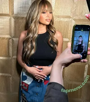 Vanessa Morgan / vanessamorgan nude photo #0371