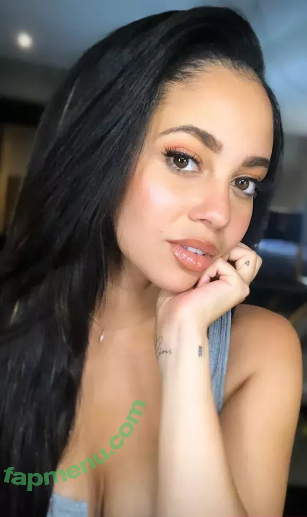 Vanessa Morgan nude photo #0035 (VanessaMorgan)