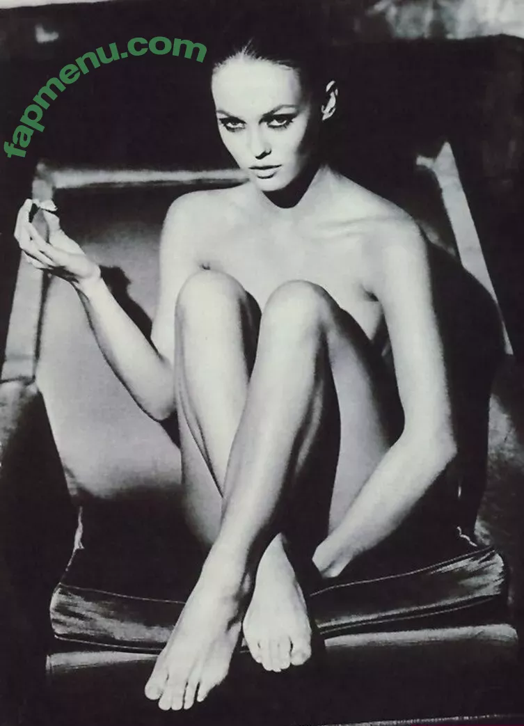 Vanessa Paradis nude photo #0001 (vanessa.paradis)