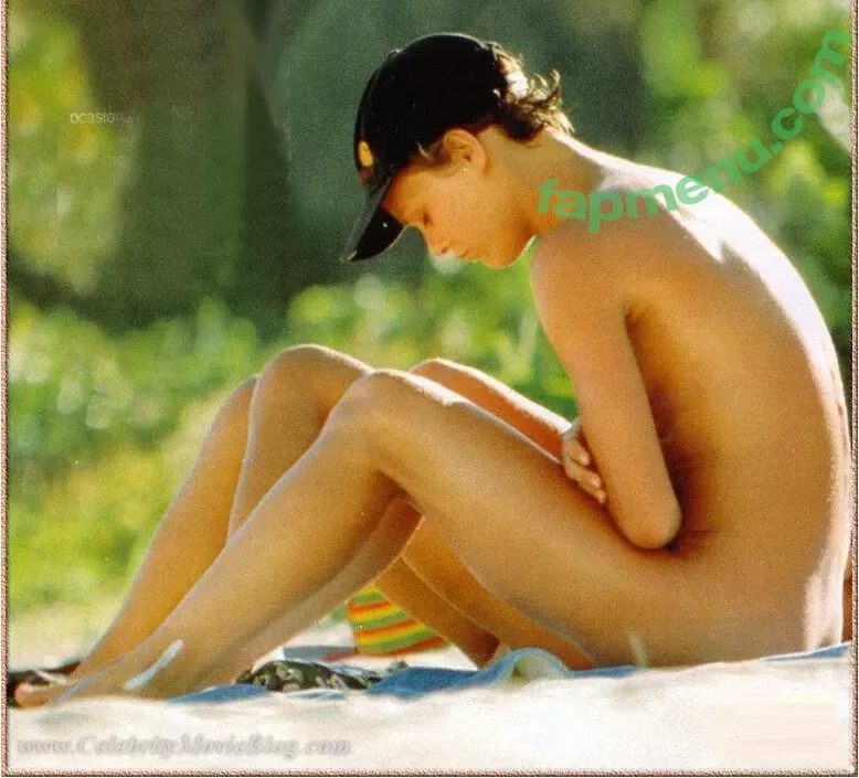 Vanessa Paradis nude photo #0004 (vanessa.paradis)